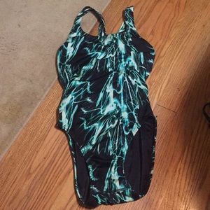 Speedo swimsuit size 34